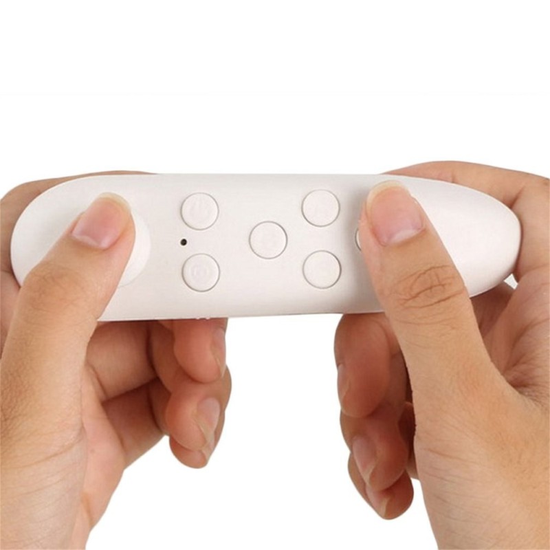 AUKEY Virtual Reality Headset + Bluetooth Controller (White) AUKEY Virtual Reality Headset + Bluetooth Controller (White)